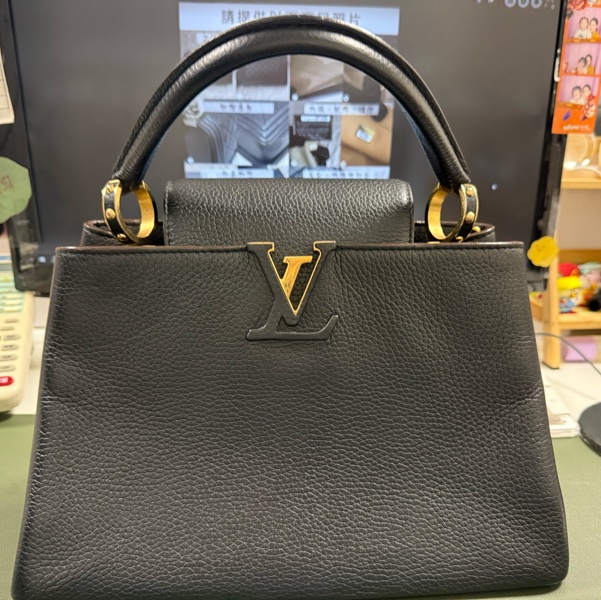 M24727 黑Capucines 金扣大號-7