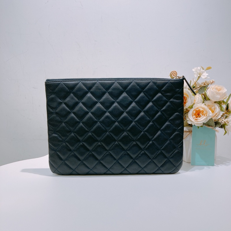 TW4533 CHANEL 香奈兒經典菱格款拉鍊手拿包包ZIPPER CLUTCH LAMBSKIN-21