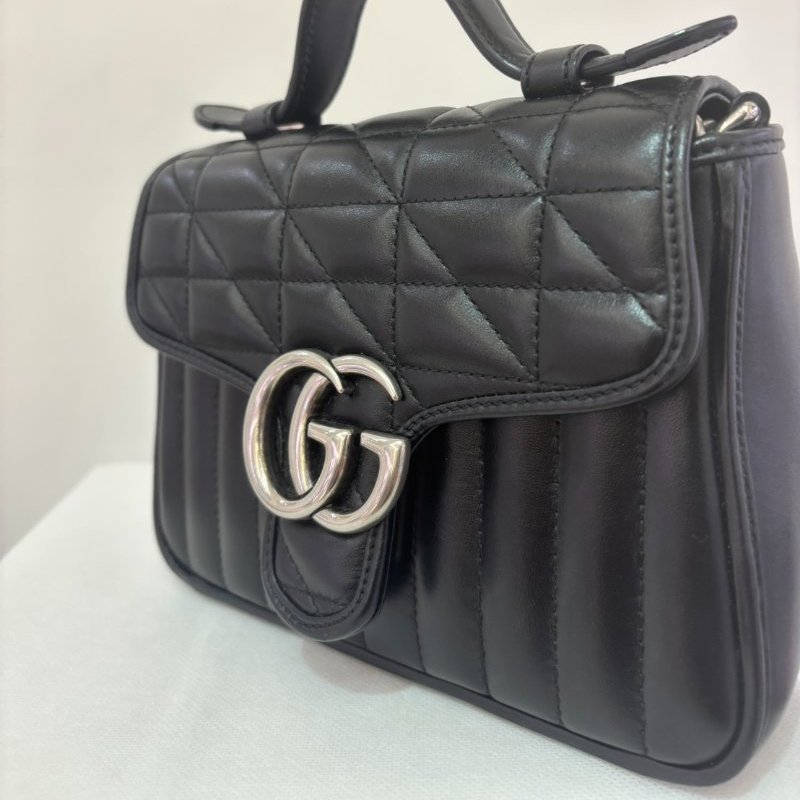 GUCCI Marmont 黑牛皮幾何 Handle 小斜背包-6