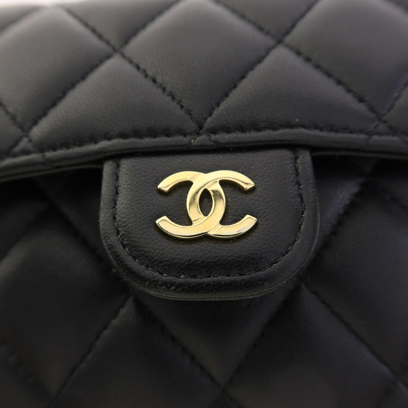 CHANEL 羊皮皮革Trifold Wallet金扣錢包-8