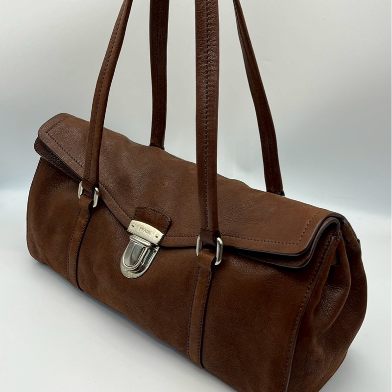 🏷️ Prada 咖啡色牛皮Hobo-7