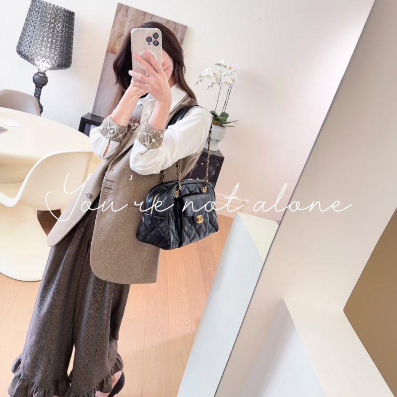 CHANEL 皺摺小牛皮保齡球包 - 大號黑金-1