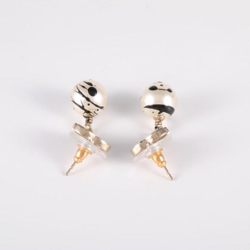 CHANEL 合金雙C珍珠潑墨款耳環耳環-2