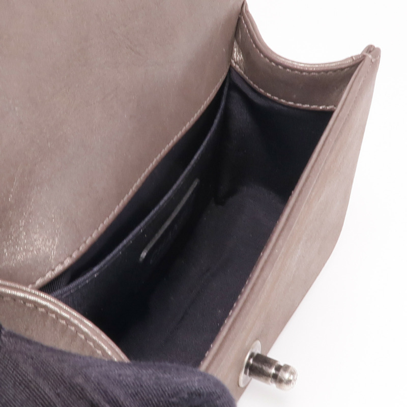 CHANEL 牛皮皮革Boy 20 Chain Shoulder Bag銀扣鏈帶肩背袋-11