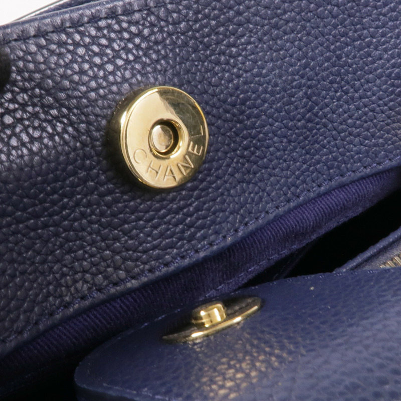 CHANEL 牛皮皮革Neo Executive 2way Shoulder Bag金扣手挽肩背兩用袋-11