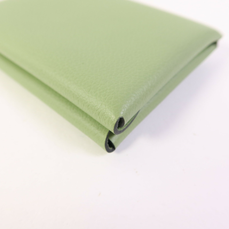 HERMES Evercolor皮革Calvi Duo銀扣卡片套Vert Criquet-11