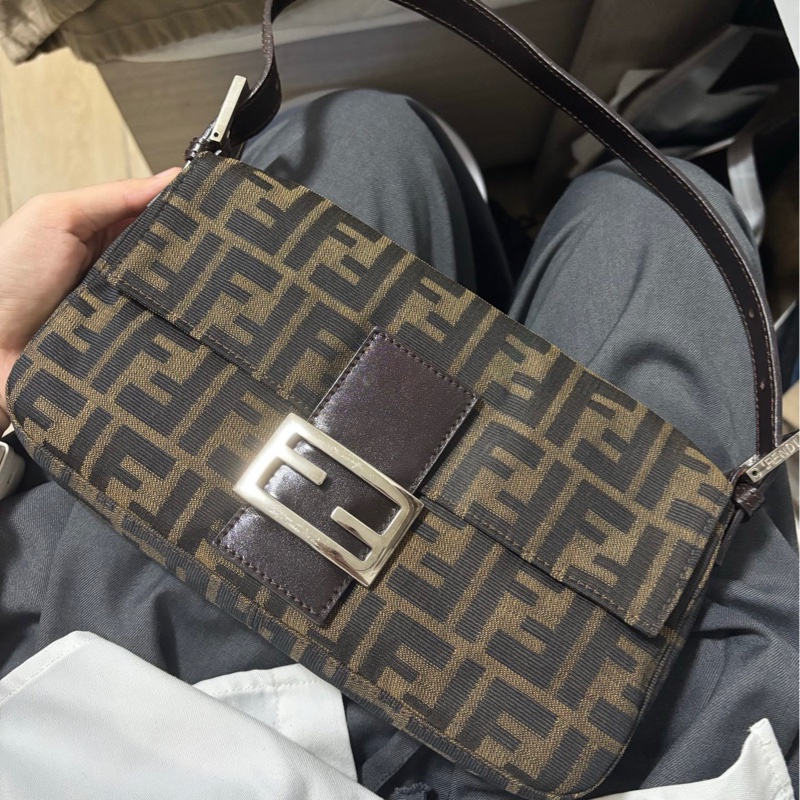 【近新閒置❤️】 fendi 老花小法棍 手提包 單肩包-0