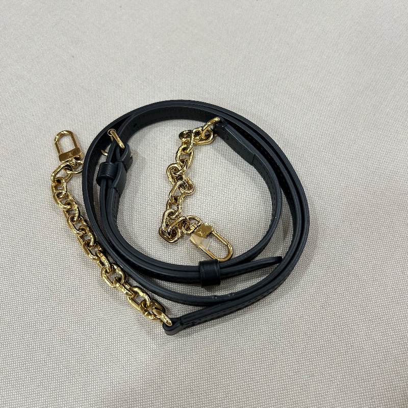 LV 老花 Monogram Pochette Trunk Verticale M63913 晶片款-29