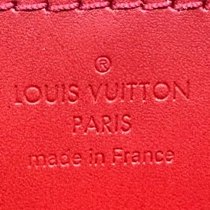 【美收精品】LV 紅色矽膠皮肩背包 4-406-17