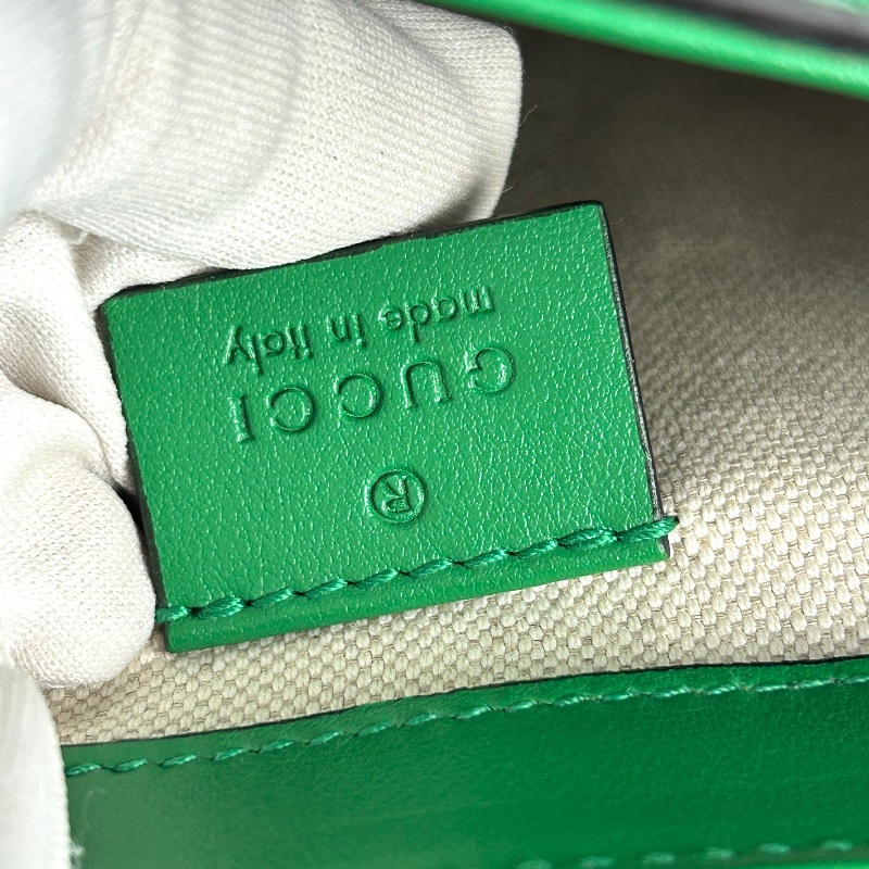 Gucci GG 壓紋鏤空雙層腰包-18