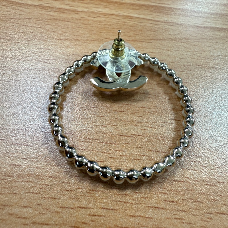 Chanel 香奈兒 珍珠耳環 大圓圈耳環 鑲鑽耳環 貼耳耳環 耳針-6