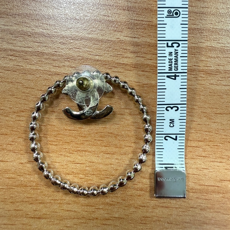 Chanel 香奈兒 珍珠耳環 大圓圈耳環 鑲鑽耳環 貼耳耳環 耳針-9