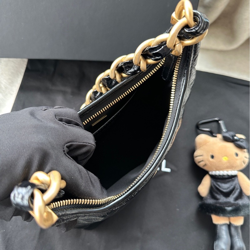 【配件：防塵袋 💕】Chanel 25A hobo 小號 黑金 黑色 金扣 粗鏈條 油蠟皮 羊皮 手提 單肩 腋下-5