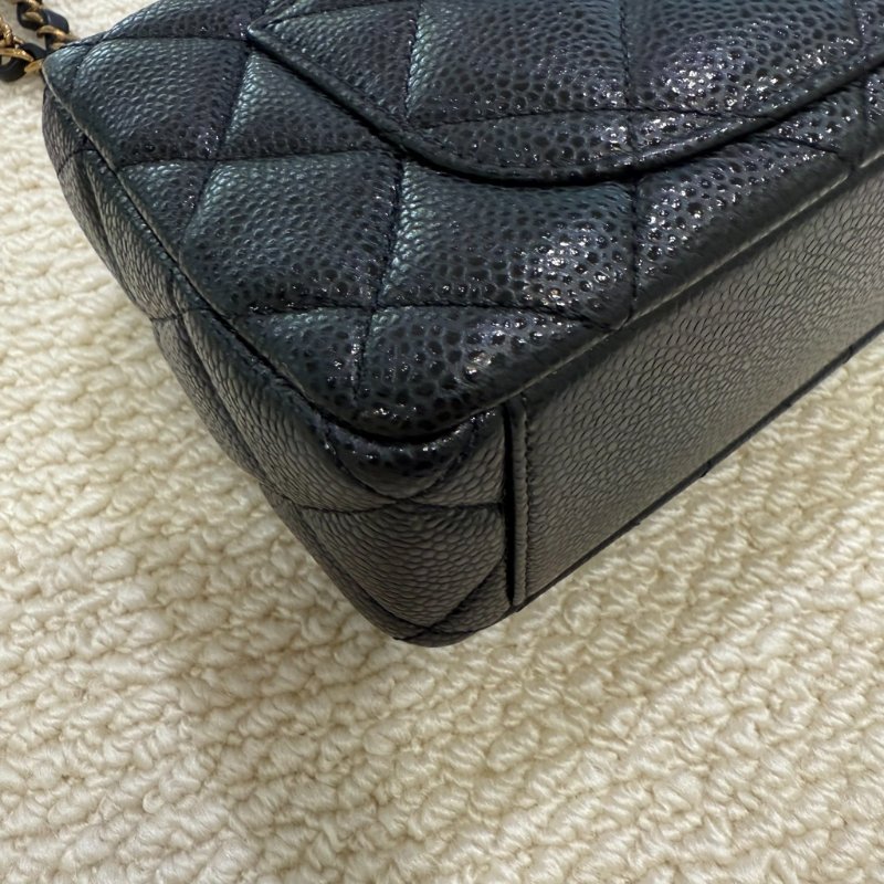 CHANEL - 黑色荔枝皮金鍊季節款24B方胖-8