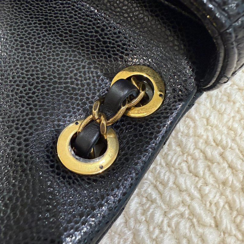 CHANEL - 黑色荔枝皮金鍊季節款24B方胖-16