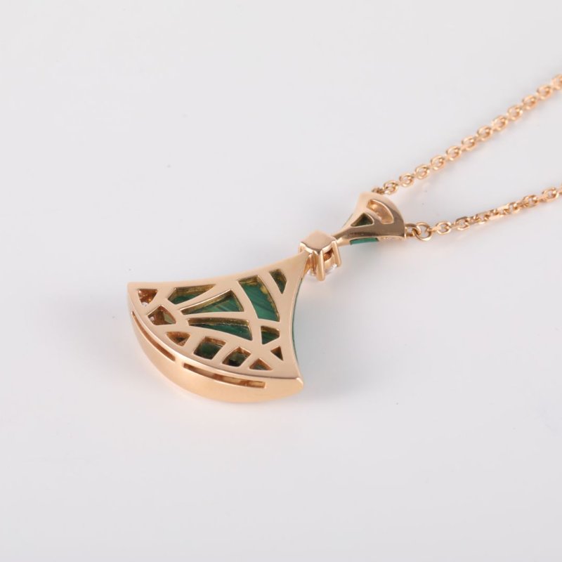 BVLGARI DIVASDREAM18K金扇子孔雀石扇邊鑲鑽項鏈18K玫瑰金/鑽石/孔雀石項鏈玫瑰金鑽石/18K項鍊-2