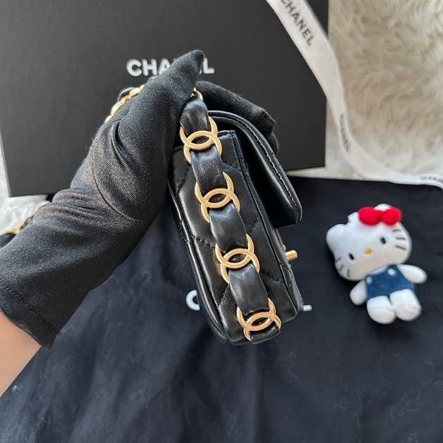 【配件：盒子 防塵袋 💕】Chanel 24K cf mini 方胖子 黑金 斜挎包 羊皮 雙c寬肩帶 logo-3