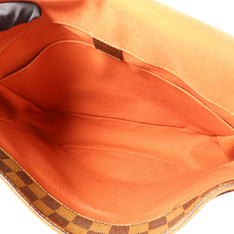 LOUIS VUITTON Damier Bastille金扣肩背袋-5