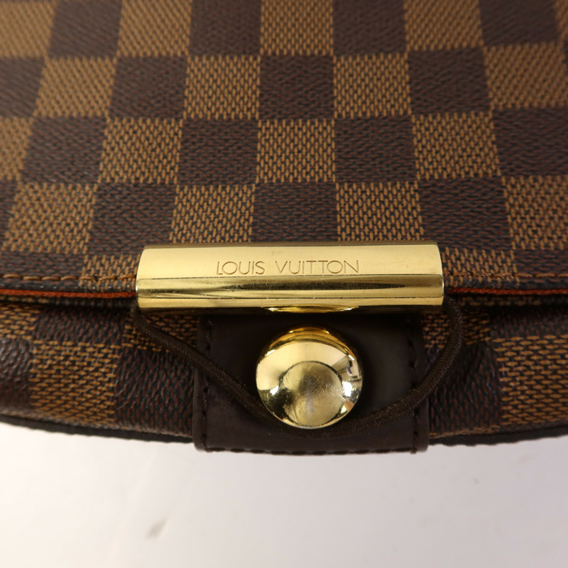 LOUIS VUITTON Damier Bastille金扣肩背袋-8