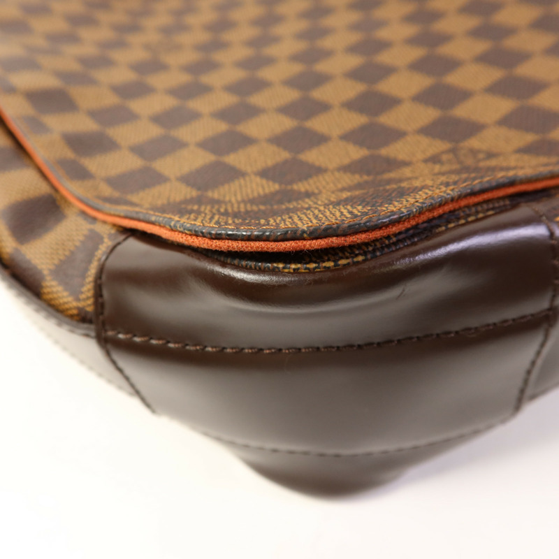 LOUIS VUITTON Damier Bastille金扣肩背袋-12
