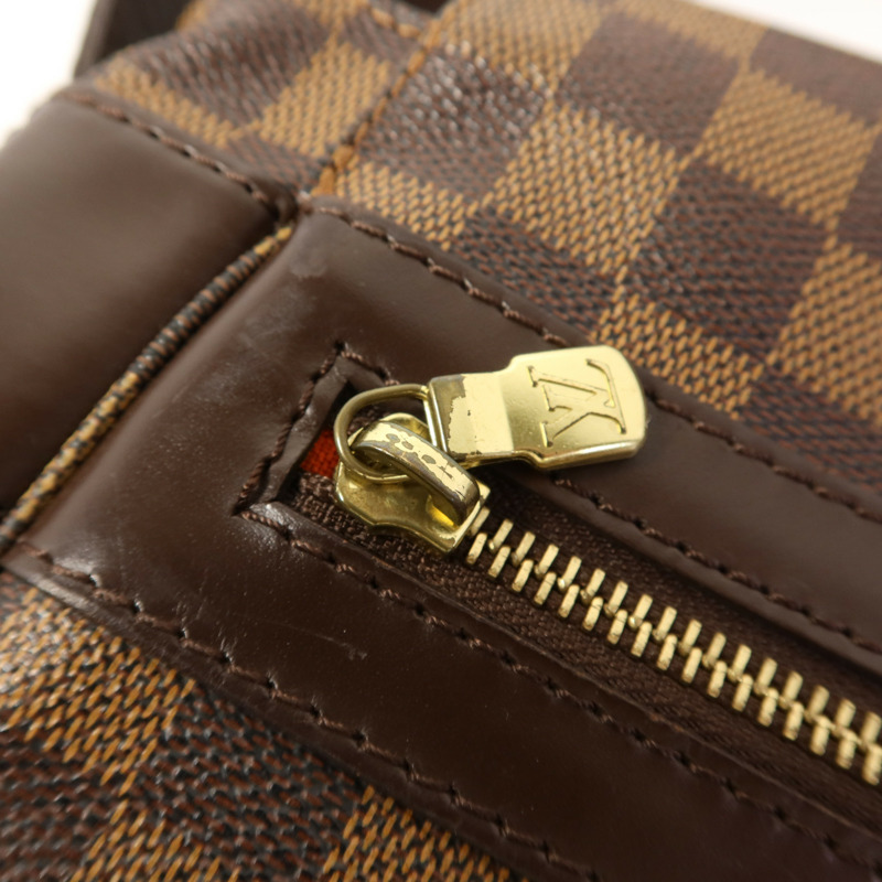 LOUIS VUITTON Damier Bastille金扣肩背袋-17