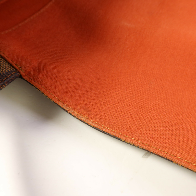 LOUIS VUITTON Damier Bastille金扣肩背袋-20