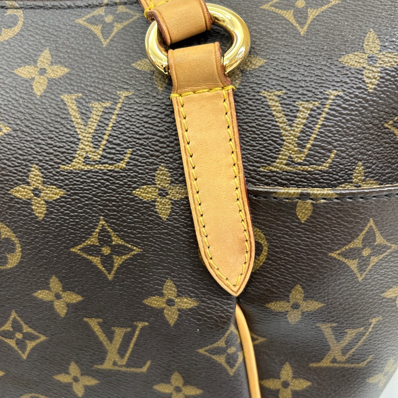 Lv 原花Totally PM一字肩背包-9