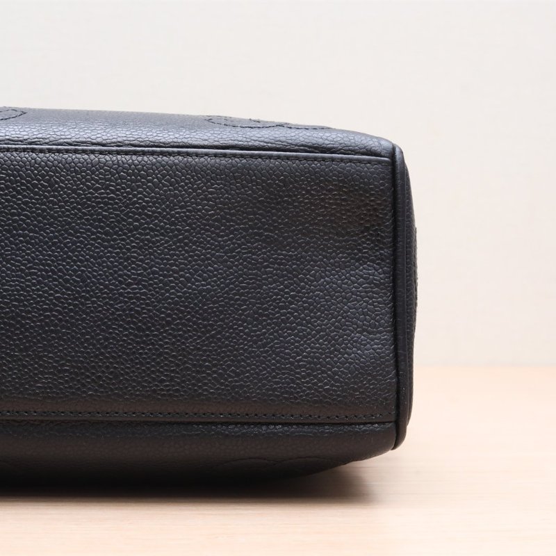 二手 黑金牛暗纹標誌奶粉包 黑色 蓋頭皮革C 3開 金扣-3