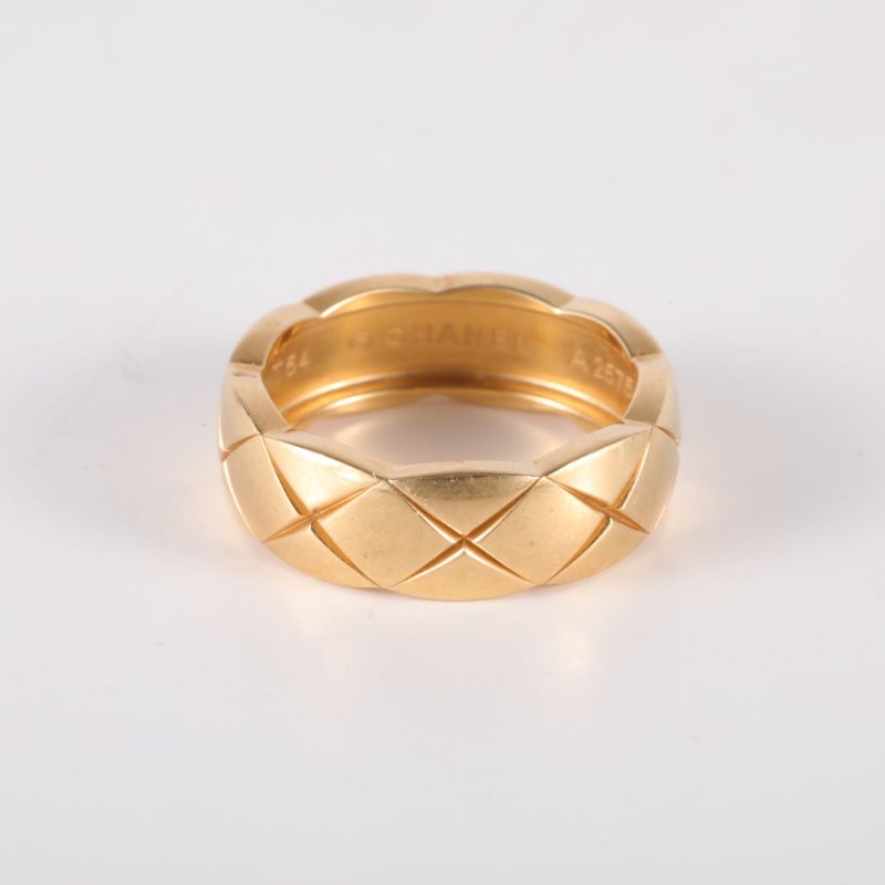CHANEL CocoCrush寬版18K金菱格戒指18K黃金54黃金戒指-3