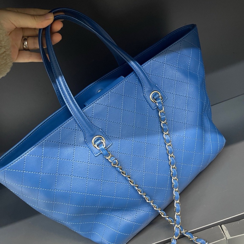 香奈兒Chanel藍色牛皮托特-2