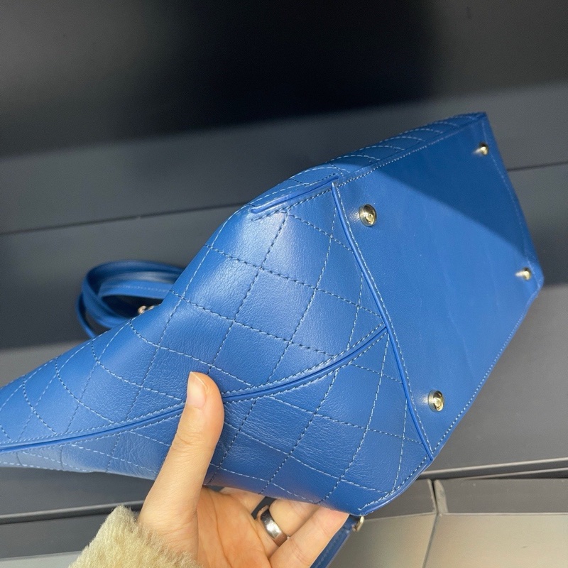 香奈兒Chanel藍色牛皮托特-5