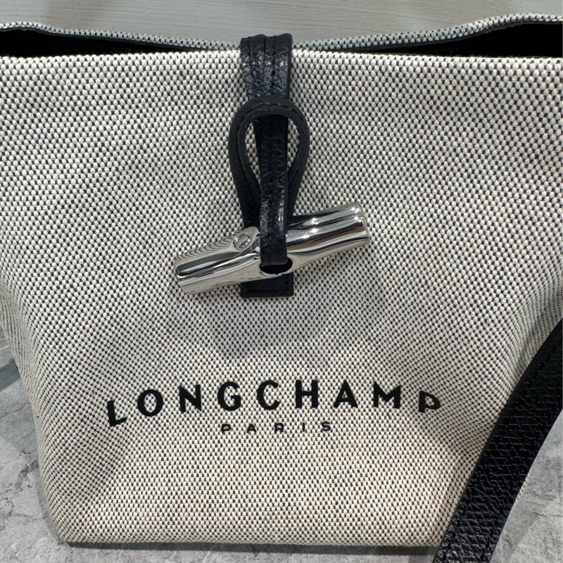 ESSENTIAL系列 水桶包 XS 亞麻色-3