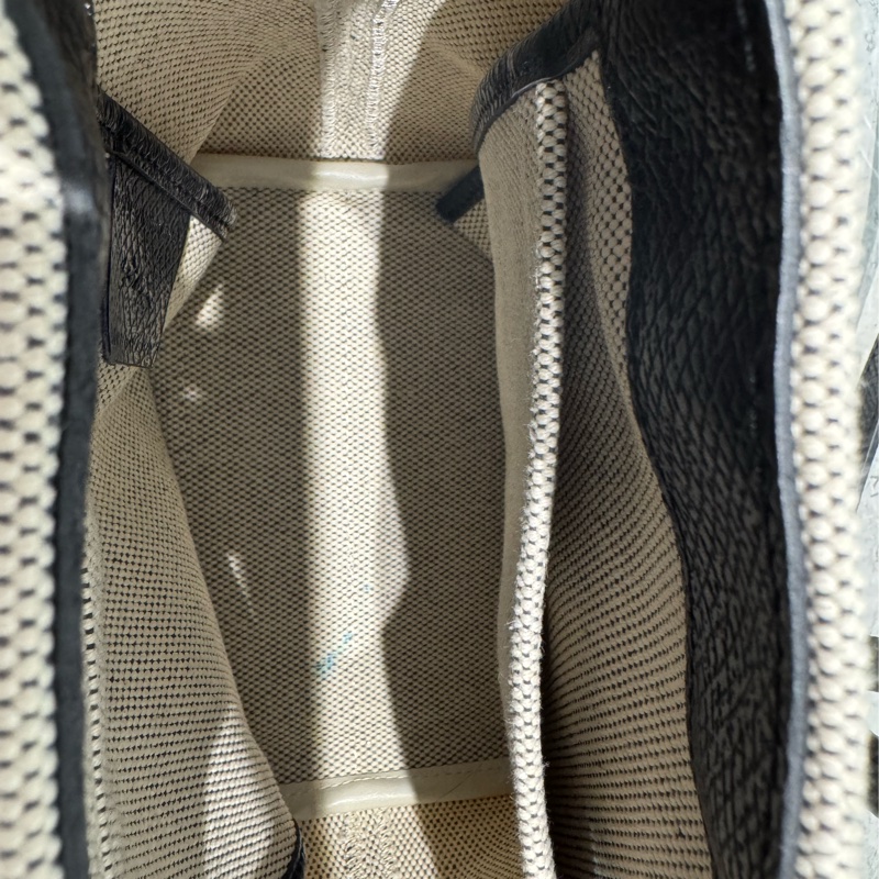 ESSENTIAL系列 水桶包 XS 亞麻色-8