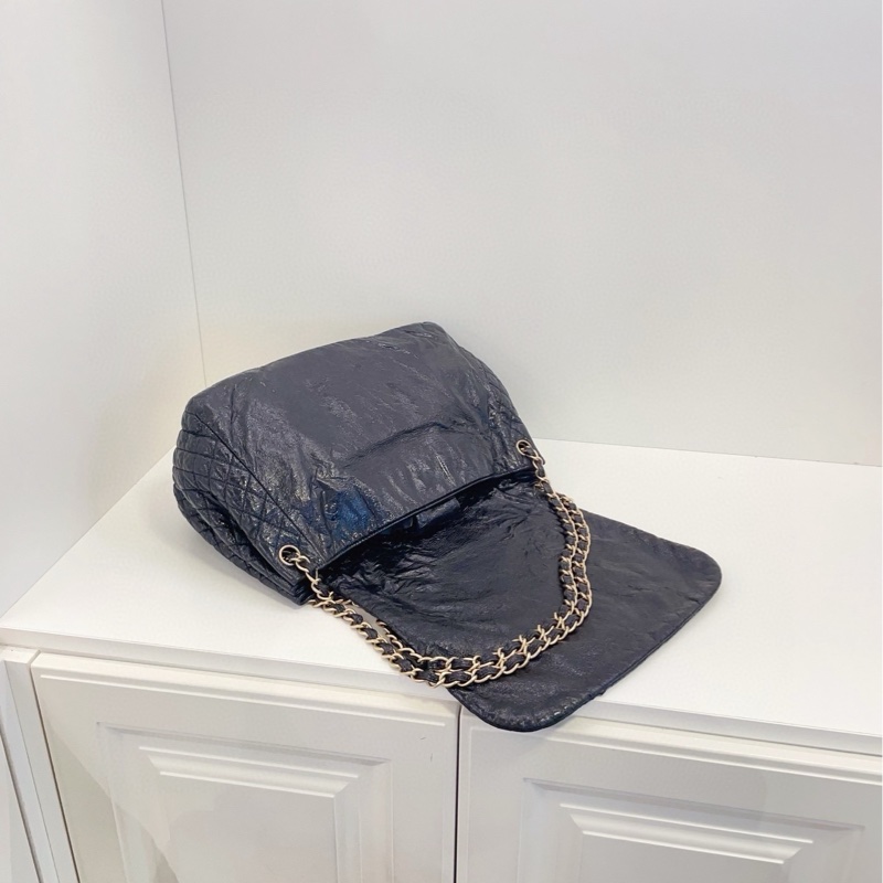 【98新🆕】Chanel 黑金油蠟全皮 浮雕縫線大雙C logo 翻蓋機場鏈條包單肩包-4