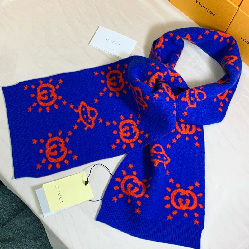✨全新未使用 Gucci 古馳 UFO撞色雙面圍巾-1