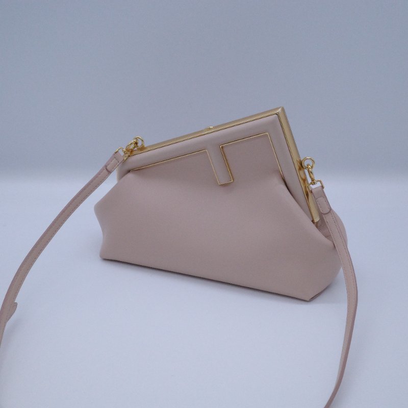 Fendi 芬迪  FIRST F Logo 羊皮革 淡粉色 裸粉色 開口包 手拿包 斜挎包-0
