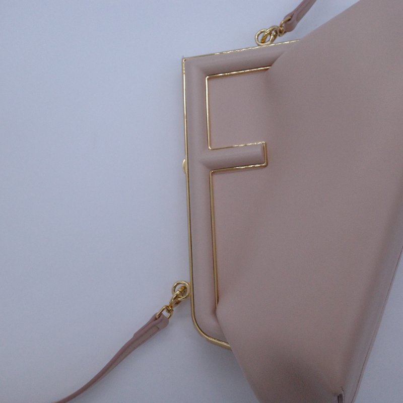 Fendi 芬迪  FIRST F Logo 羊皮革 淡粉色 裸粉色 開口包 手拿包 斜挎包-7