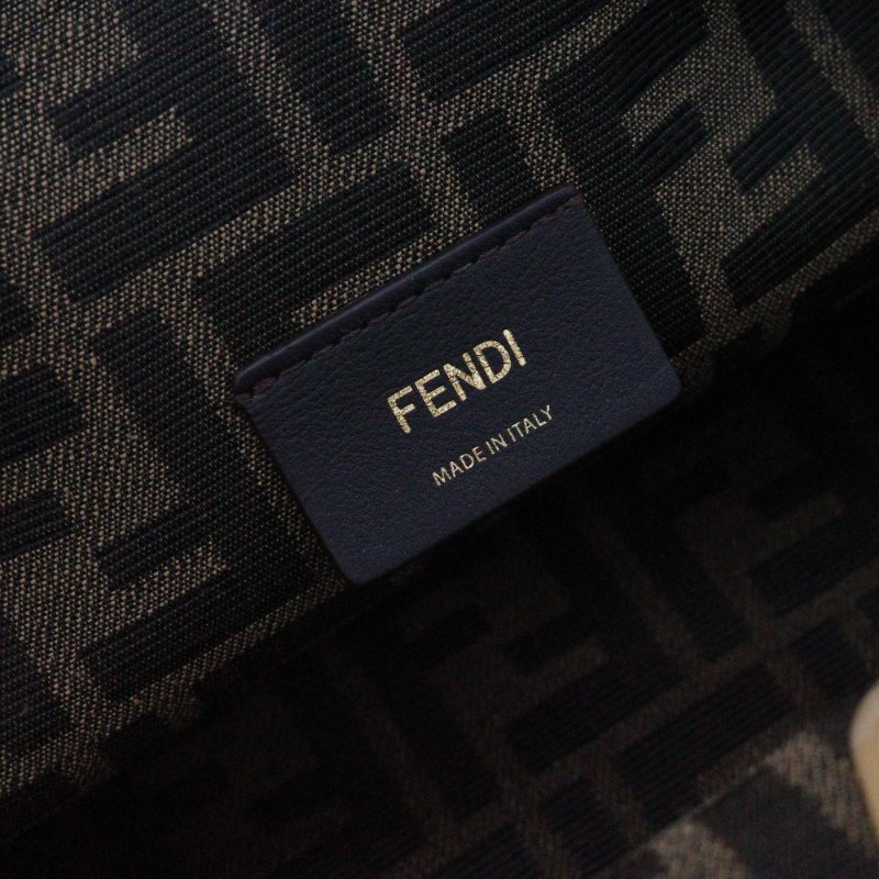 Fendi 芬迪  FIRST F Logo 羊皮革 淡粉色 裸粉色 開口包 手拿包 斜挎包-10