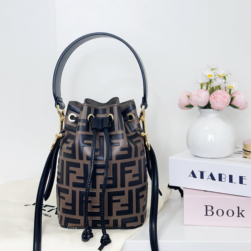 Fendi 經典 老花 水桶包-0