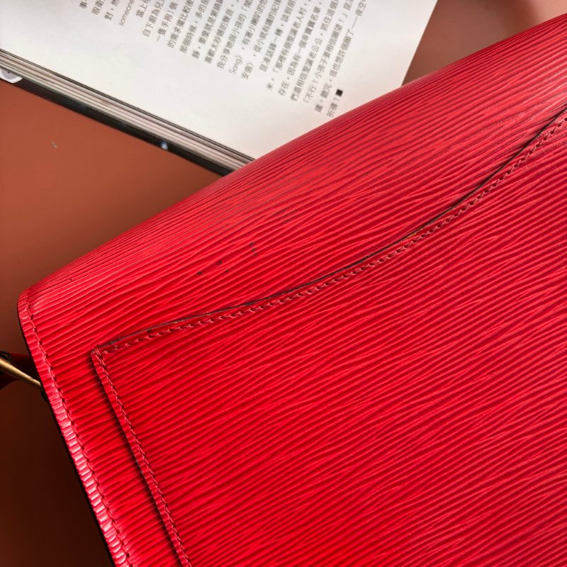 ::LOUIS VUITTON:: LV M52197  Epi Saint Cloud GM 單肩包紅色馬鞍包 斜背包-11