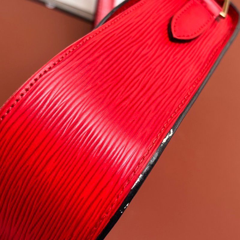 ::LOUIS VUITTON:: LV M52197  Epi Saint Cloud GM 單肩包紅色馬鞍包 斜背包-19