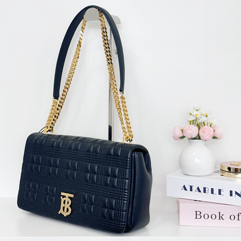 Burberry Lola 羊皮鏈條包 大款-1