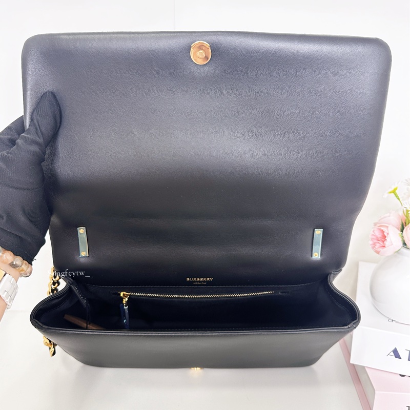 Burberry Lola 羊皮鏈條包 大款-3