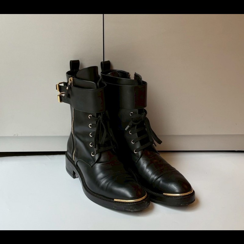 LV 黑皮平底軍靴-4