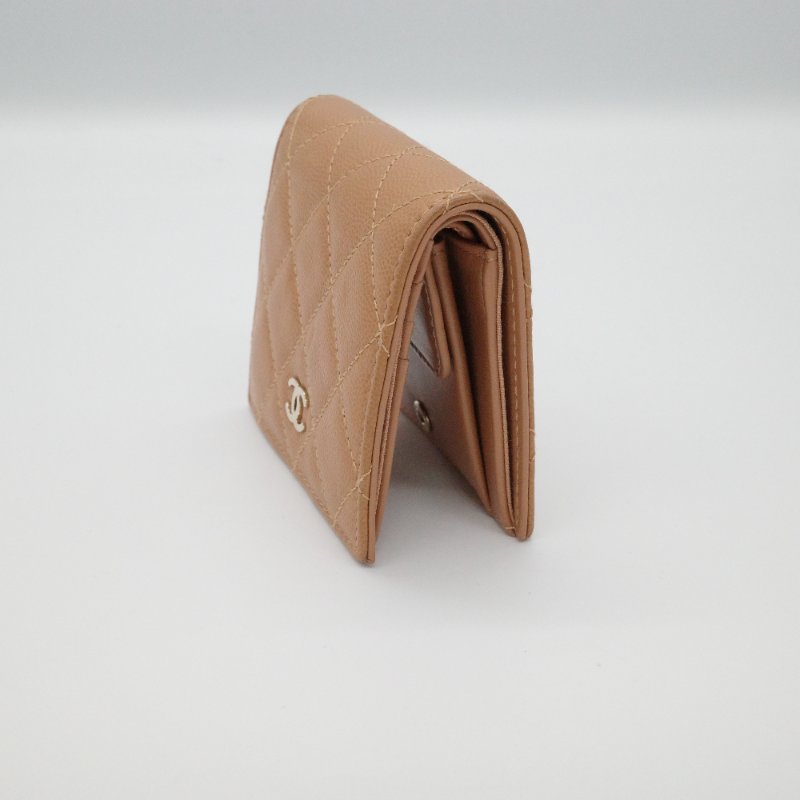 Chanel 香奈兒 焦糖色 荔枝牛皮 兩折 短夾 短錢包 （有鈔票位+零錢位）-2