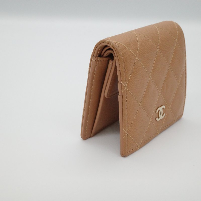Chanel 香奈兒 焦糖色 荔枝牛皮 兩折 短夾 短錢包 （有鈔票位+零錢位）-3