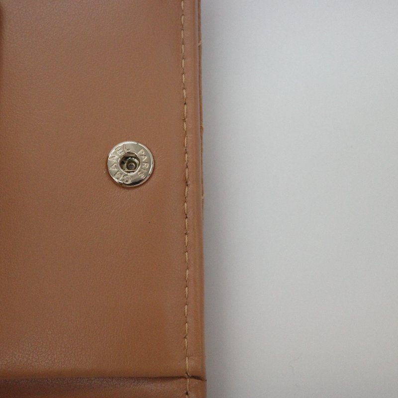 Chanel 香奈兒 焦糖色 荔枝牛皮 兩折 短夾 短錢包 （有鈔票位+零錢位）-7