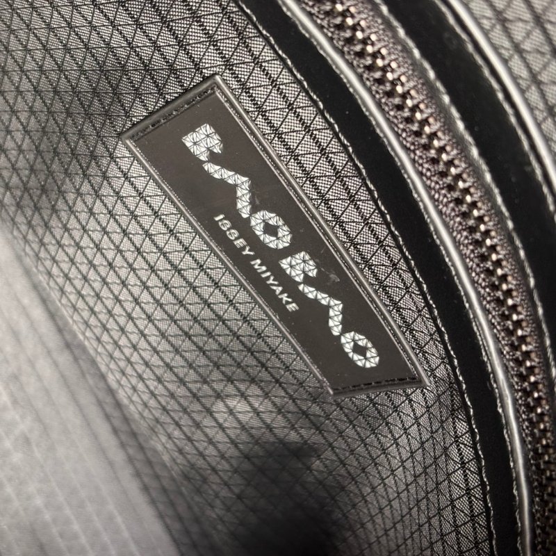 限定款::BAO BAO ISSEY MIYAKE :: CRYSTAL MATTE 霧面啞光斜背手提兩用包 水晶包 三宅一生-24