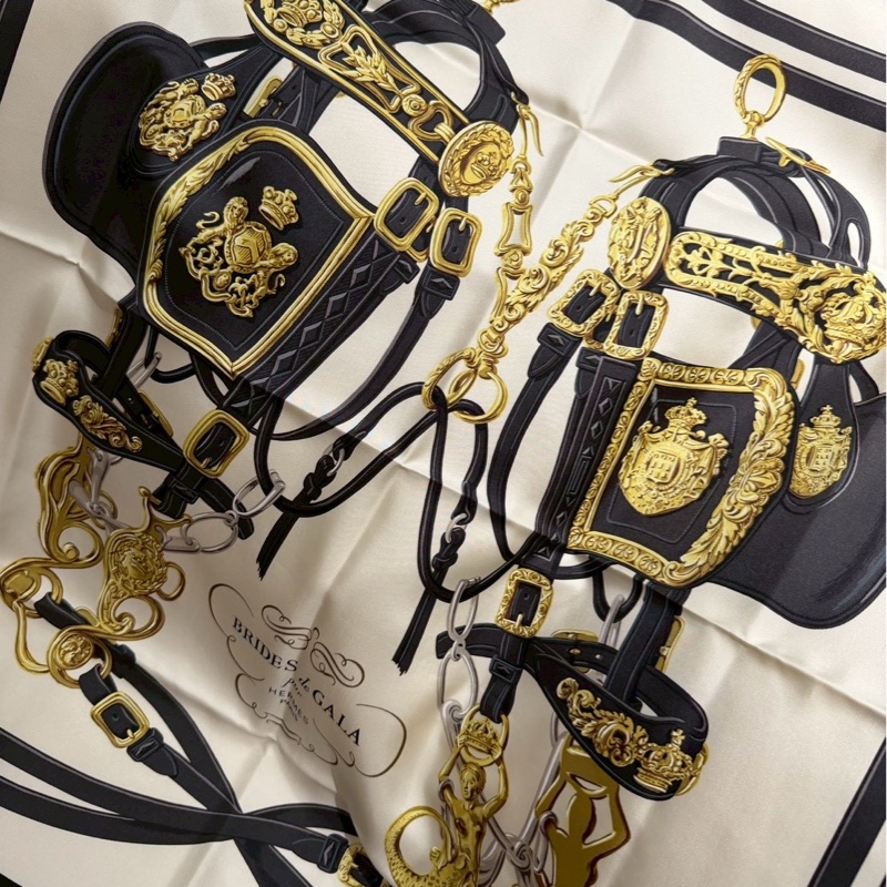 HERMES 華麗的繮轡黑金絲巾 全新品-1
