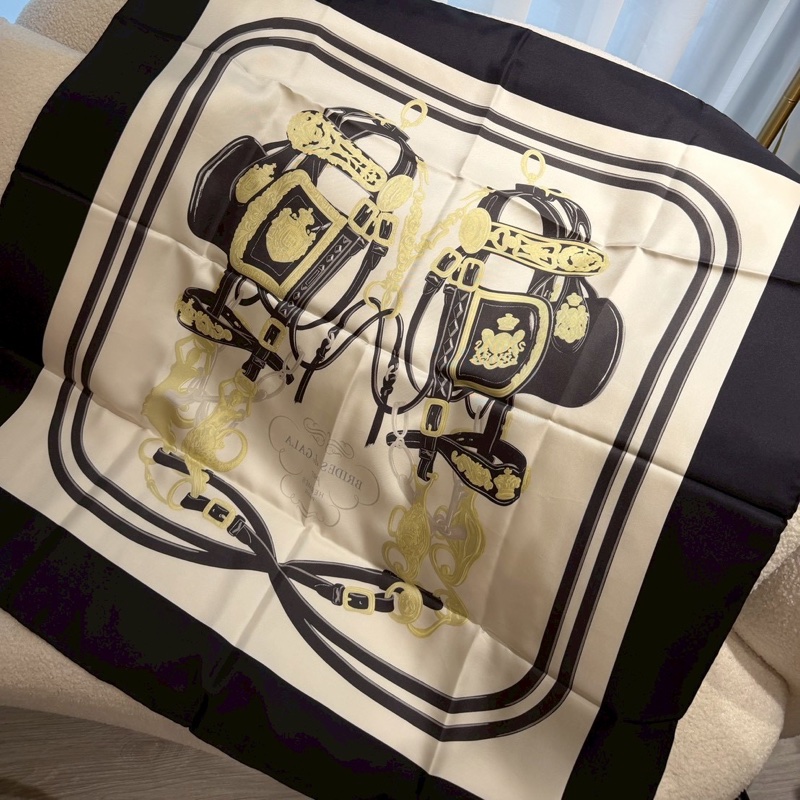 HERMES 華麗的繮轡黑金絲巾 全新品-3